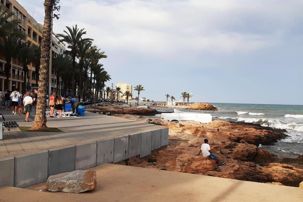 Adventure Harbour Leilighet Torrevieja Eksteriør bilde