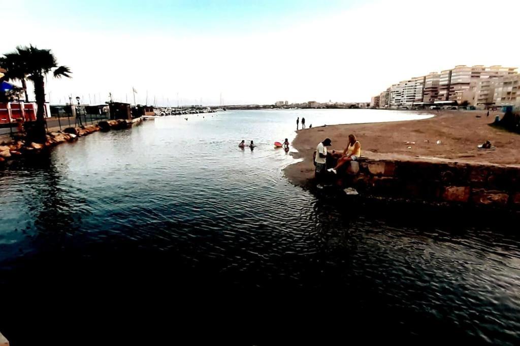 Adventure Harbour Leilighet Torrevieja Eksteriør bilde